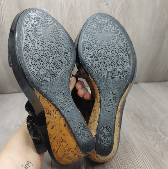 SOFFT Black Patent Leather Cork Wedge Montera Sandals T Strap Sling Back size 10 - Picture 12 of 12